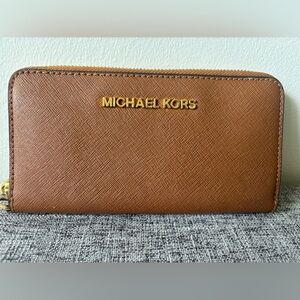 Michael Kors Multifunction Phone Case